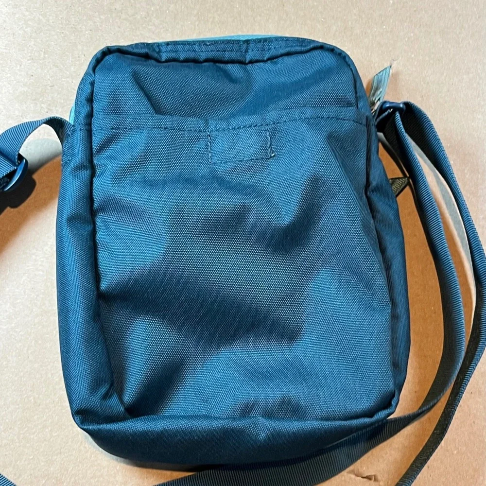 Eddie Bauer Teal Blue Crossbody Bag Travel Messenger Organizer EBB1008
